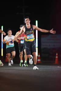 BIB: 409, 42021
                            <button type="button" onclick="openModal(21245244)" class="btn btn-primary btn-sm float-right btn-popup" data-toggle="modal" data-target=".modal-high-quality">
                        <i class="fas fa-shopping-cart"></i> Add to Cart
                    </button>
                                            <button type="button" onclick="isThisMe(21245244, true)" class="btn btn-success btn-sm float-right btn-popup btn-isme hidden" data-toggle="tooltip" data-placement="bottom" title="นี่คือรูปของคุณใช่ไหม คลิกที่นี่เพื่อเอาเข้าอัลบั้ม">
                        <i class="fas fa-plus"></i> Add to album
                    </button>
                    <button type="button" onclick="isThisMe(21245244, false)" class="btn btn-warning btn-sm float-right btn-popup btn-isnotme hidden">
                        <i class="fas fa-ban"></i> Remove from album
                    </button>